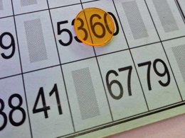 Camping Pas Cher vous présente avec son site Officiel campingpascher.fr, le Camping L'Etang Du Pays Blanc classé 3 étoiles, situé sur la commune de Guerande dans le département Loire-atlantique (Pays De La Loire) en France. Le camping L'Etang Du Pays Blanc, vous présente un hébergement de type mobil-home de 20 m² et télévision. Le camping L'Etang Du Pays Blanc vous propose du sam. 27 juin au sam. 04 juillet 2026, en promotion à -15% pour 7 nuits à 183,71 € au lieu de 218,0 € soit une Économie de 34,29 €. Cette location propose 51 dates différentes pour réserver votre séjour. Découvrez également les 40 autres gammes d'hébergements du camping. Les Avis clients pour le Camping L'Etang Du Pays Blanc sont excellents avec une note moyenne de 8 sur 10. Piscine chauffée, Piscine couverte, Animations familiales, Club enfants, Aire de jeux enfants, Aire de jeux intérieure, Canoë-kayak, Centre équestre, Court de tennis, Ping-pong, Pétanque, Salle de fitness, Structure gonflable enfants, Terrain de football, Terrain multisports, Trampoline, Bar, Dépôt de pain, Plats à emporter, Snack/Bar, Supermarché, Épicerie,... En savoir plus : cliquez-ICI.