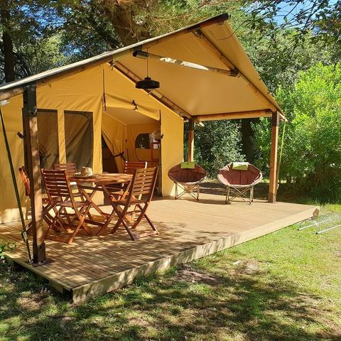 Cliquez pour découvrir toutes les photos de l'HÉBERGEMENT ! tente toile et bois - Ile D'Yeu Lodges Du Ponant photo 2