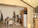 Cliquez pour découvrir toutes les photos de l'HÉBERGEMENT ! tente en toile et bois - camping Les Cerisiers photo 4