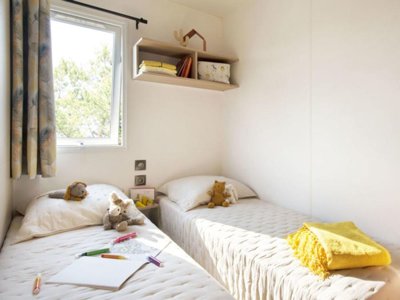 Cliquez pour découvrir toutes les photos de l'HÉBERGEMENT ! mobil-home - Saint James Les Pins photo 3