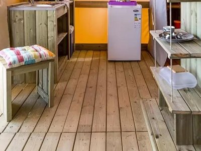 Cliquez pour découvrir toutes les photos de l'HÉBERGEMENT ! lodge - Parfums D'été photo 4