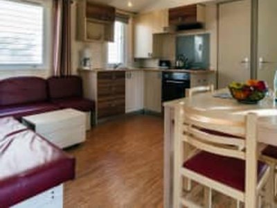 Cliquez pour découvrir toutes les photos de l'HÉBERGEMENT ! mobil-home - Castell Montgri photo 3