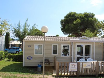 Cliquez pour découvrir toutes les photos de l'HÉBERGEMENT ! mobil-home - Castell Montgri photo 2