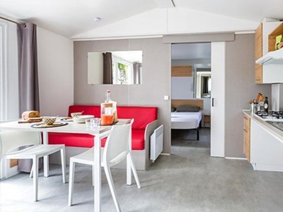 Cliquez pour découvrir toutes les photos de l'HÉBERGEMENT ! mobil-home - Castell Montgri photo 2