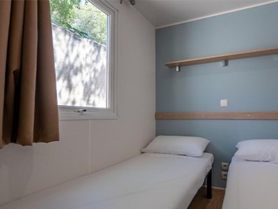 Cliquez pour découvrir toutes les photos de l'HÉBERGEMENT ! mobil-home - Castell Montgri photo 5