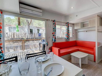 Cliquez pour découvrir toutes les photos de l'HÉBERGEMENT ! mobil-home - Castell Montgri photo 3