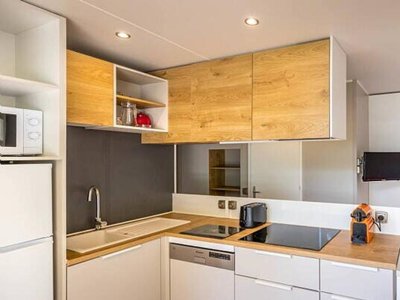 Cliquez pour découvrir toutes les photos de l'HÉBERGEMENT ! mobil-home - Castell Montgri photo 3