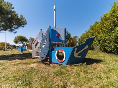Cliquez pour découvrir toutes les photos de l'ÉTABLISSEMENT ! établissement Au Petit Port De L'Houmeau photo 11