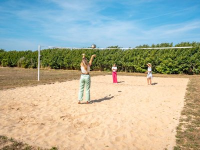 Cliquez pour découvrir toutes les photos de l'ÉTABLISSEMENT ! établissement Au Petit Port De L'Houmeau photo 16