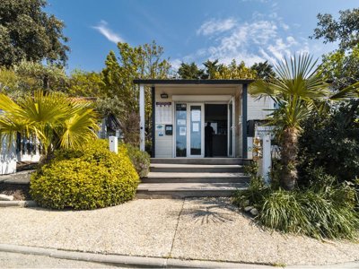 Cliquez pour découvrir toutes les photos de l'ÉTABLISSEMENT ! établissement Au Petit Port De L'Houmeau photo 21