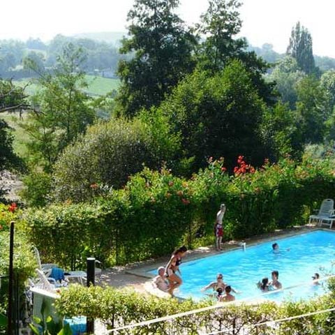 Cliquez pour découvrir toutes les photos de l'ÉTABLISSEMENT ! établissement Les Chalets De Pierretoun photo 3