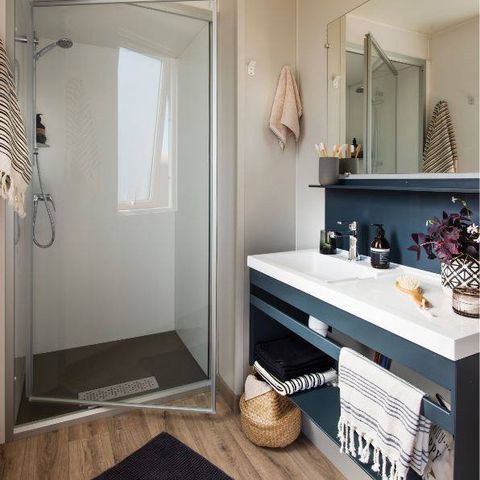 Cliquez pour découvrir toutes les photos de l'HÉBERGEMENT ! mobilhome - Flower L'Arize photo 2