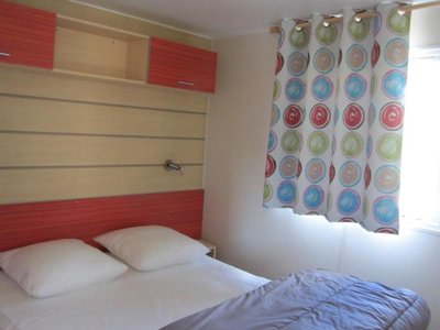 Cliquez pour découvrir toutes les photos de l'HÉBERGEMENT ! mobil-home - Le Petit Trianon photo 6