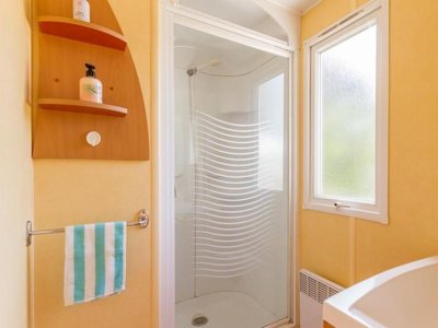 Cliquez pour découvrir toutes les photos de l'HÉBERGEMENT ! mobil-home - Le Petit Trianon photo 6