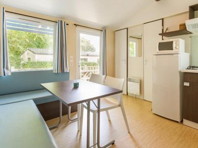 Cliquez pour découvrir toutes les photos de l'HÉBERGEMENT ! mobil-home - Le Petit Trianon photo 3