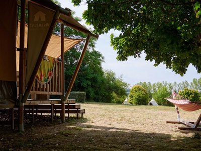 Cliquez pour découvrir toutes les photos de l'ÉTABLISSEMENT ! camping Le Petit Trianon photo 18
