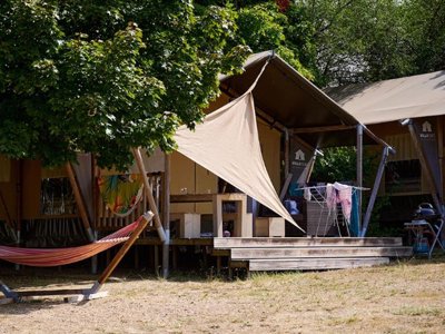 Cliquez pour découvrir toutes les photos de l'ÉTABLISSEMENT ! camping Le Petit Trianon photo 19