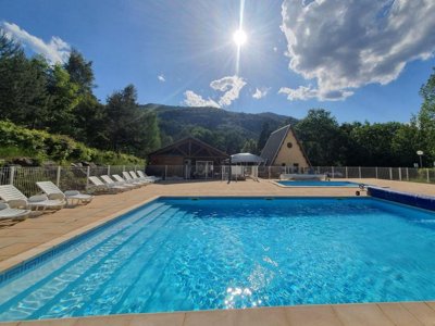 Cliquez pour découvrir toutes les photos de l'HÉBERGEMENT ! chalet - La Pierre De L'Aigle photo 5