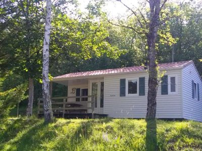 Cliquez pour découvrir toutes les photos de l'HÉBERGEMENT ! mobil-home - La Grande Prade photo 2