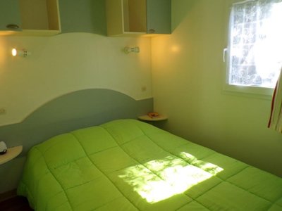 Cliquez pour découvrir toutes les photos de l'HÉBERGEMENT ! mobil-home - La Grande Prade photo 5