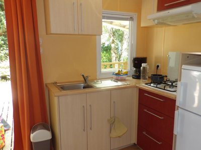 Cliquez pour découvrir toutes les photos de l'HÉBERGEMENT ! mobil-home - La Grande Prade photo 3