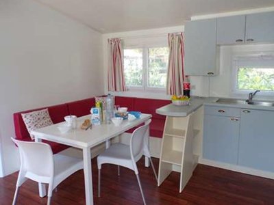 Cliquez pour découvrir toutes les photos de l'HÉBERGEMENT ! mobil-home - La Grande Prade photo 4