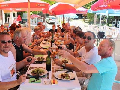 Cliquez pour découvrir toutes les photos de l'ÉTABLISSEMENT ! camping La Grande Prade photo 30