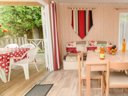 Cliquez pour découvrir toutes les photos de l'HÉBERGEMENT ! chalet - camping Paradis - La Pomme De Pin photo 3