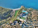 Camping Pas Cher vous présente avec son site Officiel campingpascher.fr, le Camping Ametlla classé 4 étoiles, situé sur la commune de L'ametlla De Mar dans le département Tarragone (Catalogne) en Espagne. Le camping Ametlla vous propose un hébergement de type mobil-home de 35 m² pour 6 personnes avec climatisation (télévision). L'établissement vous propose 2 autres types d'hébergements. Découvrez tous nos séjours à petits prix dans la commune et aux alentours de L'ametlla De Mar du département : Tarragone (Catalogne). Les Avis clients pour le Camping Ametlla sont excellents avec une note moyenne de 8 sur 10. LacMer, Piscine extérieure, Animation enfants, Animations familiales, Aire de jeux enfants, Canoë-kayak, Court de tennis, Ping-pong, Pétanque, Randonnée, Salle de fitness, Terrain de football, Terrain multisports, Voile, Bar, Plats à emporter, Épicerie,... En savoir plus : cliquez-ICI.