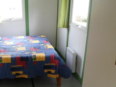 Cliquez pour découvrir toutes les photos de l'HÉBERGEMENT ! chalet - Les Pinasses photo 5