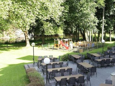 Cliquez pour découvrir toutes les photos de l'ÉTABLISSEMENT ! camping La Roche photo 24