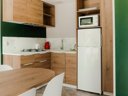 Cliquez pour découvrir toutes les photos de l'HÉBERGEMENT ! mobil-home - camping La Roche photo 2