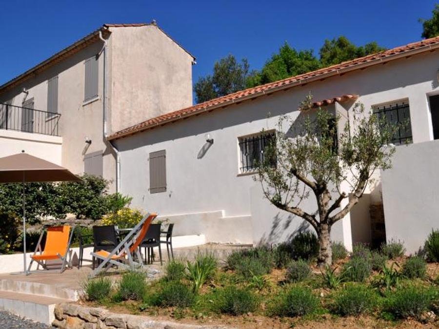 Camping Pas Cher vous présente avec son site Officiel campingpascher.fr, le Camping Sélection Camping classé 4 étoiles, situé sur la commune de La Croix Valmer dans le département Var (Provence Alpes Côte D'azur) en France. Le camping Sélection Camping vous propose un hébergement de type maison de campagne de 40 m² (télévision). L'établissement vous propose 19 autres types d'hébergements. Découvrez tous nos séjours à petits prix dans la commune et aux alentours de La Croix Valmer du département : Var (Provence Alpes Côte D'azur). Les Avis clients pour le Camping Sélection Camping sont excellents avec une note moyenne de 8 sur 10. Piscine chauffée, Piscine extérieure, Animations familiales, Club enfants, Aire de jeux enfants, Centre équestre, Court de tennis, Cyclisme, Golf, Ping-pong, Piscine, Pétanque, Randonnée, Terrain de football, Terrain multisports, Bar, Dépôt de pain, Plats à emporter, Restaurant, Snack/Bar, Épicerie,... En savoir plus : cliquez-ICI.