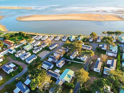 Cliquez pour découvrir toutes les photos de l'ÉTABLISSEMENT ! camping Les Violettes photo 1