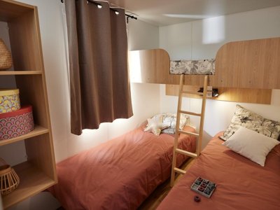 Cliquez pour découvrir toutes les photos de l'HÉBERGEMENT ! mobil-home - Les Violettes photo 3