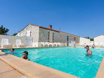 Cliquez pour découvrir toutes les photos de l'ÉTABLISSEMENT ! camping Le Pavillon Bleu photo 3