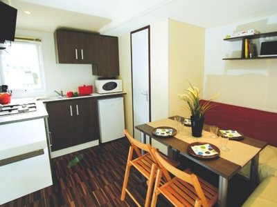 Cliquez pour découvrir toutes les photos de l'HÉBERGEMENT ! mobil-home - Les Flots Bleus photo 2