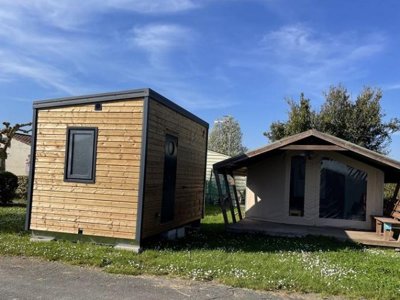 Cliquez pour découvrir toutes les photos de l'HÉBERGEMENT ! tente en toile et bois - Paradis - Le Grand R photo 7