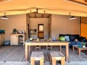 Cliquez pour découvrir toutes les photos de l'HÉBERGEMENT ! tente en toile et bois - camping Flower Le Bel Air photo 4