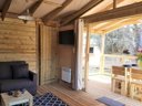 Cliquez pour découvrir toutes les photos de l'HÉBERGEMENT ! tente en toile et bois - camping Flower Le Bel Air photo 4