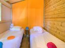 Cliquez pour découvrir toutes les photos de l'HÉBERGEMENT ! tente en toile et bois - camping Flower Le Bel Air photo 6