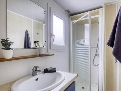 Cliquez pour découvrir toutes les photos de l'HÉBERGEMENT ! mobil-home - Romanée - Kervilor photo 7