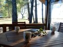 Cliquez pour découvrir toutes les photos de l'HÉBERGEMENT ! tente en toile et bois - camping Hello Soleil photo 2