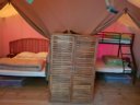 Cliquez pour découvrir toutes les photos de l'HÉBERGEMENT ! tente en toile et bois - camping Hello Soleil photo 3