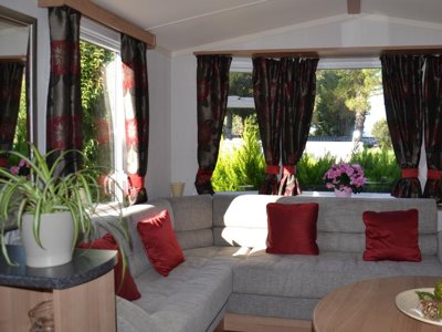Cliquez pour découvrir toutes les photos de l'HÉBERGEMENT ! mobil-home - Parc Valrose photo 2