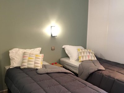 Cliquez pour découvrir toutes les photos de l'HÉBERGEMENT ! mobil-home - Flower Et Base De Loisirs De Rouffiac photo 5