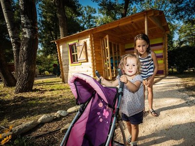 Cliquez pour découvrir toutes les photos de l'ÉTABLISSEMENT ! camping La Tour De France photo 30