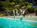 Cliquez pour découvrir toutes les photos de l'ÉTABLISSEMENT ! camping La Tour De France photo 4