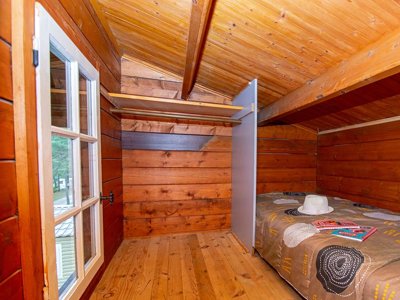 Cliquez pour découvrir toutes les photos de l'HÉBERGEMENT ! bungalow - Le Champ Long photo 4