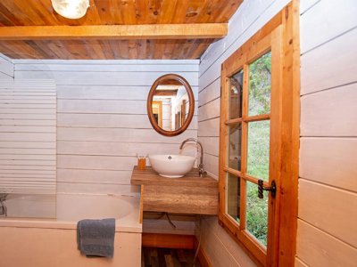 Cliquez pour découvrir toutes les photos de l'HÉBERGEMENT ! bungalow - Le Champ Long photo 7
